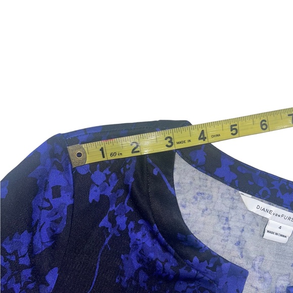 Diane von Furstenberg Black with Blue Flowers Silk Mini Dress Sz 4 - Picture 9 of 16